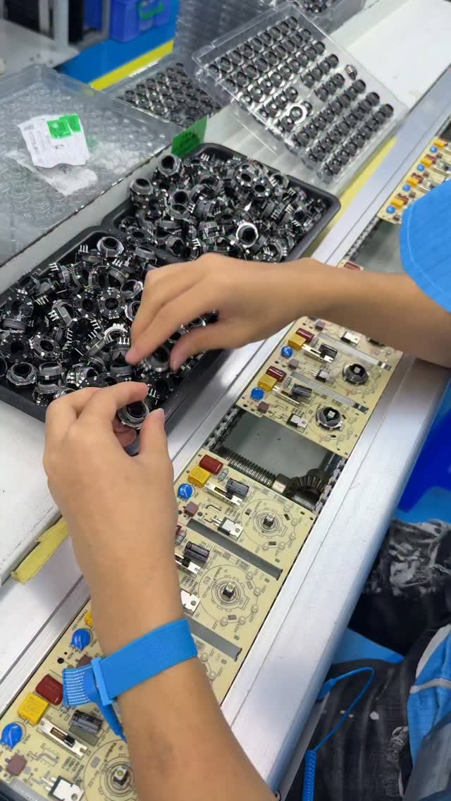 Facebook Reel: fabricación de PCBA OEM por contrato